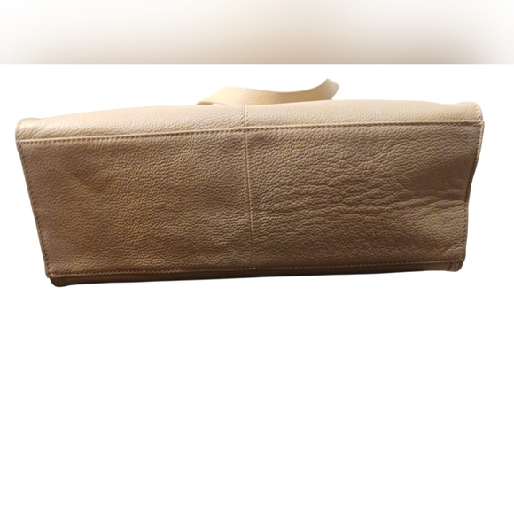 Artisan's Of India -NWT Leather Tote W/Crossbody Strap Magnetic Closure 1 Zipper - Picture 6 of 11